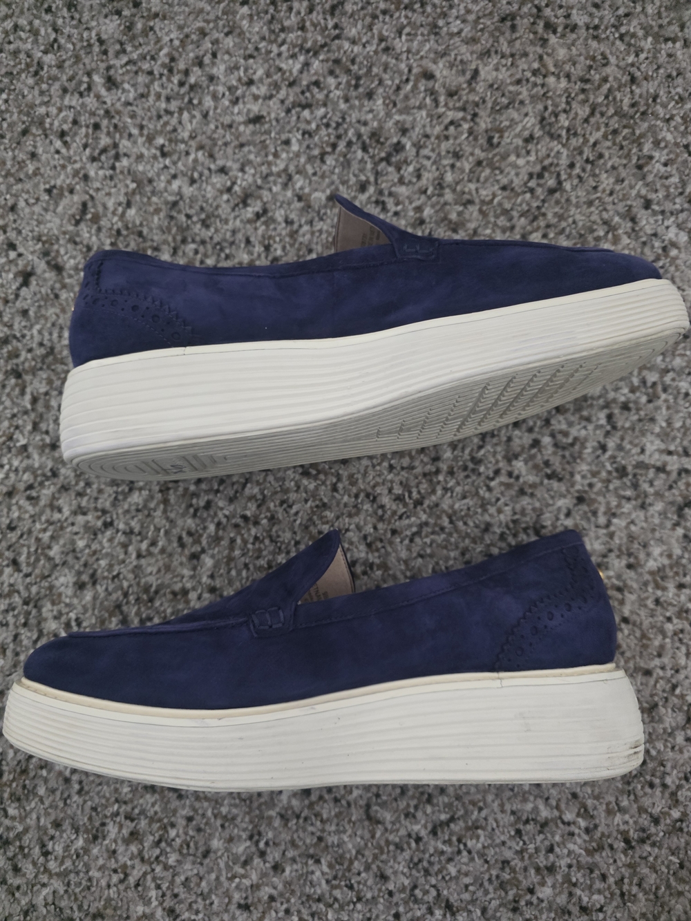 Classic Navy Suede Platform Loafers - Women's Slip-On Flats COLE HAAN Sz 9 - Picture 7 of 11